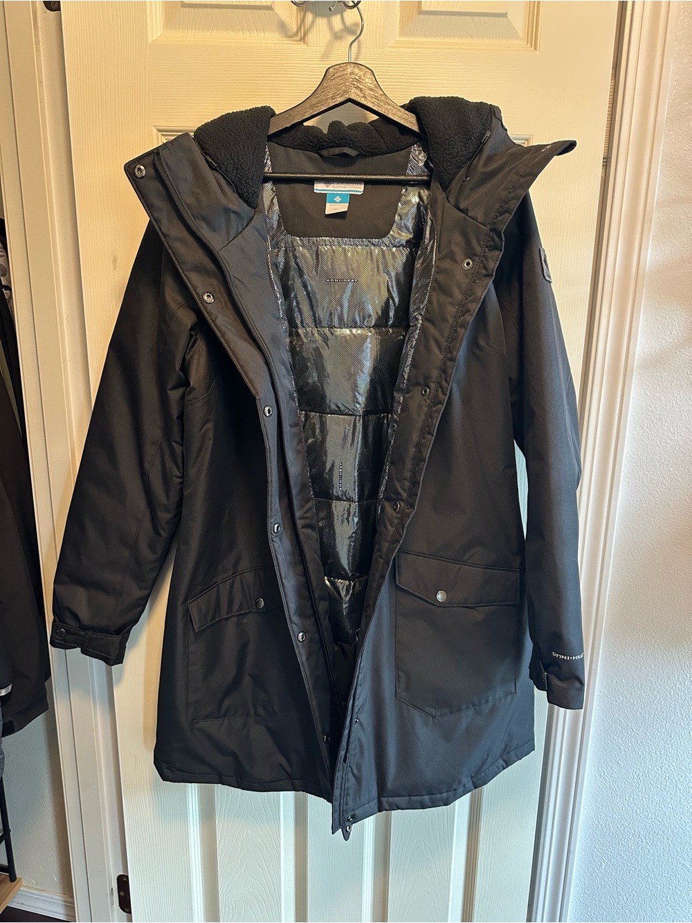 Black Women's Insulated Hooded Puffer Parka